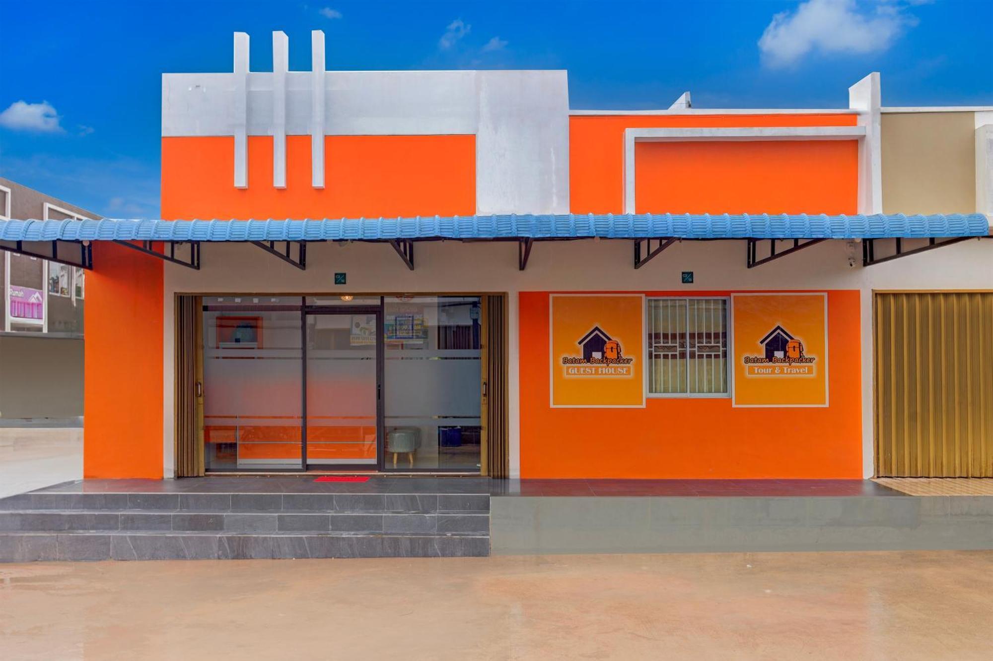 Super Oyo Capital O 93076 Batam Backpacker Guesthouse 2 Pembunuh Exteriör bild