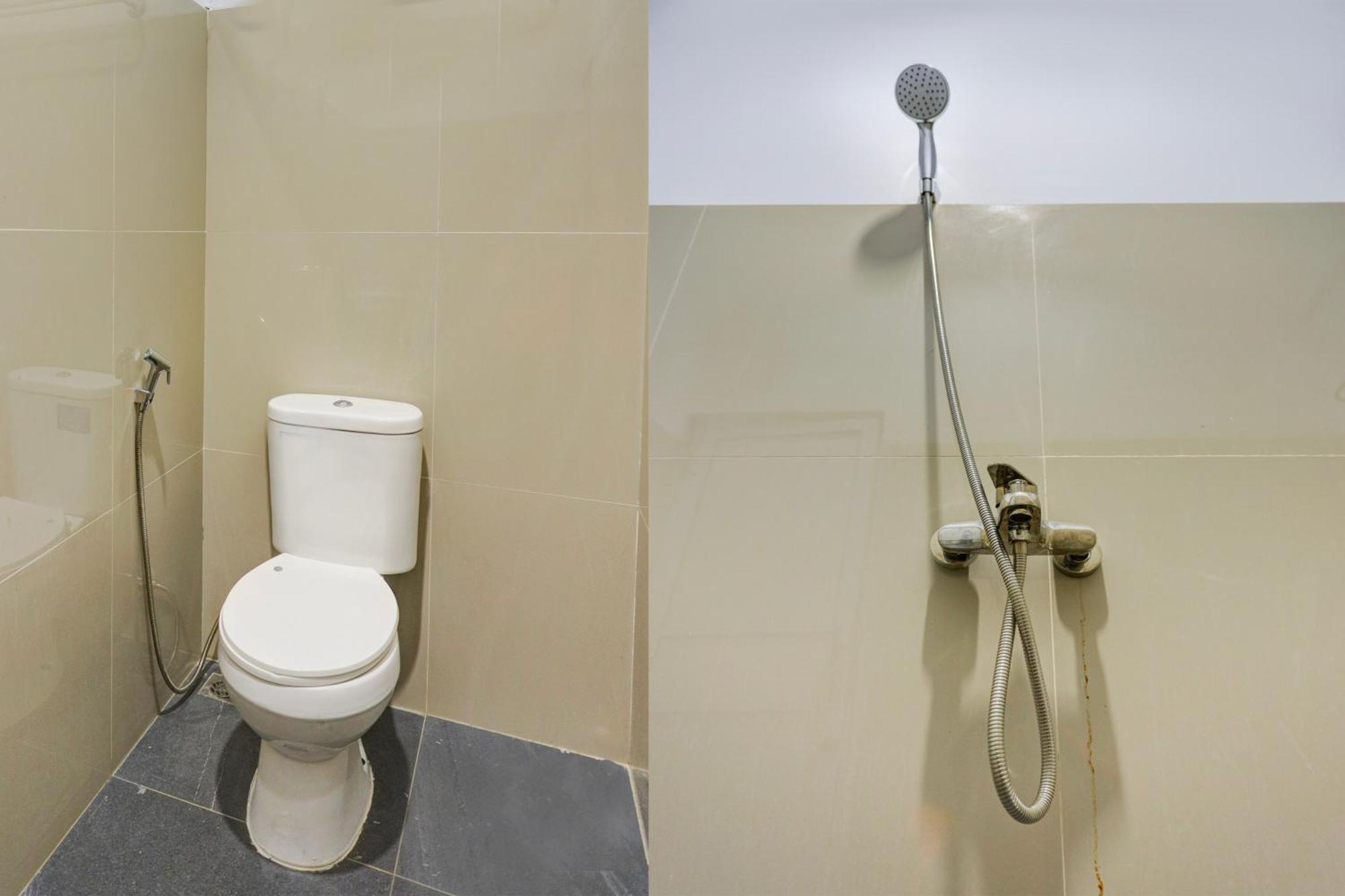 Super Oyo Capital O 93076 Batam Backpacker Guesthouse 2 Pembunuh Exteriör bild
