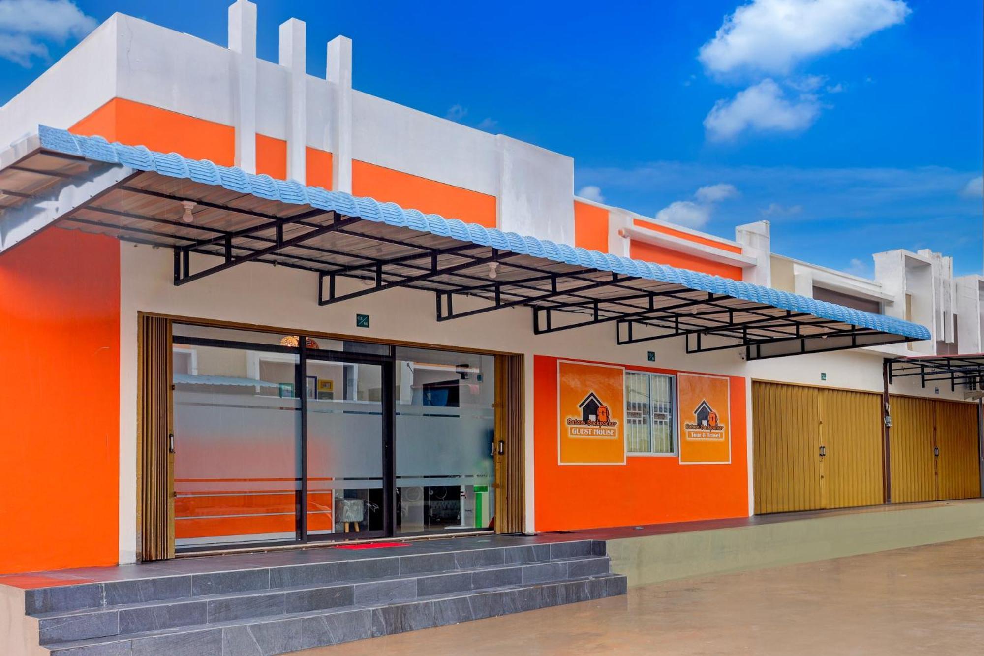 Super Oyo Capital O 93076 Batam Backpacker Guesthouse 2 Pembunuh Exteriör bild
