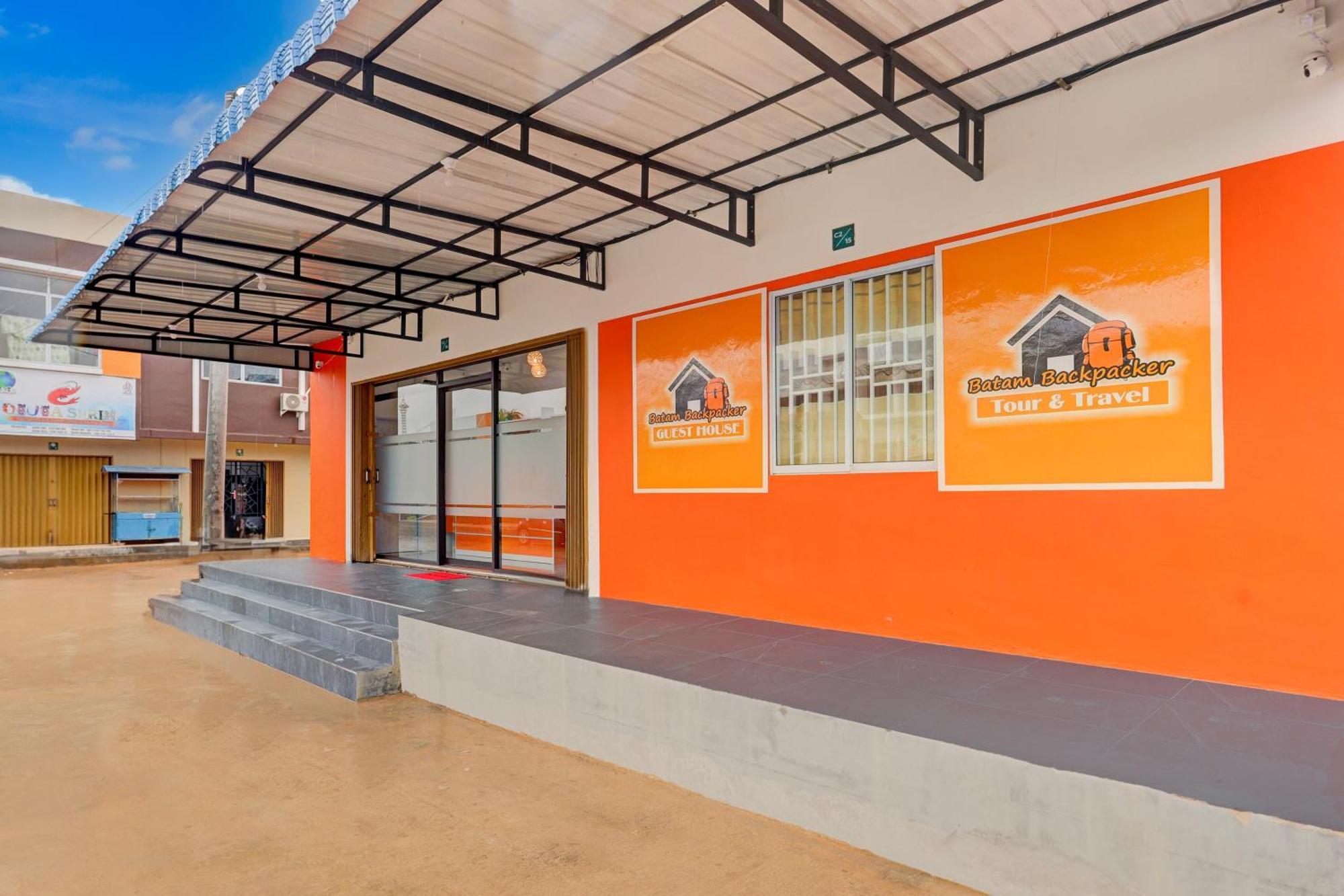 Super Oyo Capital O 93076 Batam Backpacker Guesthouse 2 Pembunuh Exteriör bild